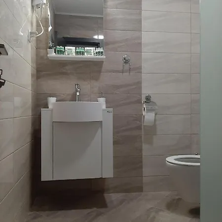 Deluxe 2 圣君士坦丁和海伦那