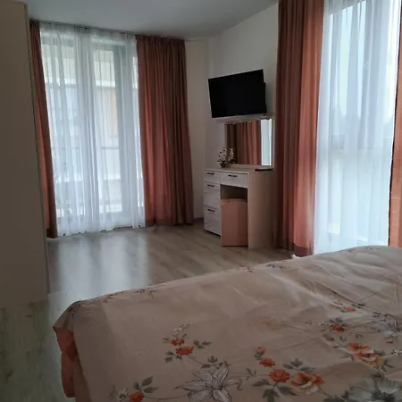 Deluxe 2 圣君士坦丁和海伦那