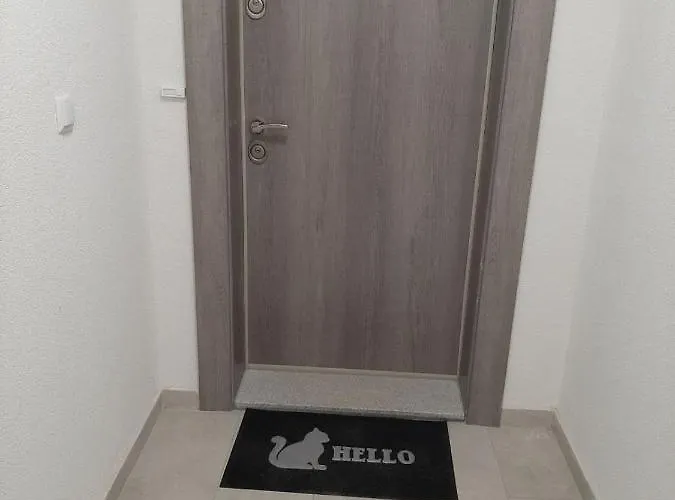 Lejlighed Deluxe 2 *