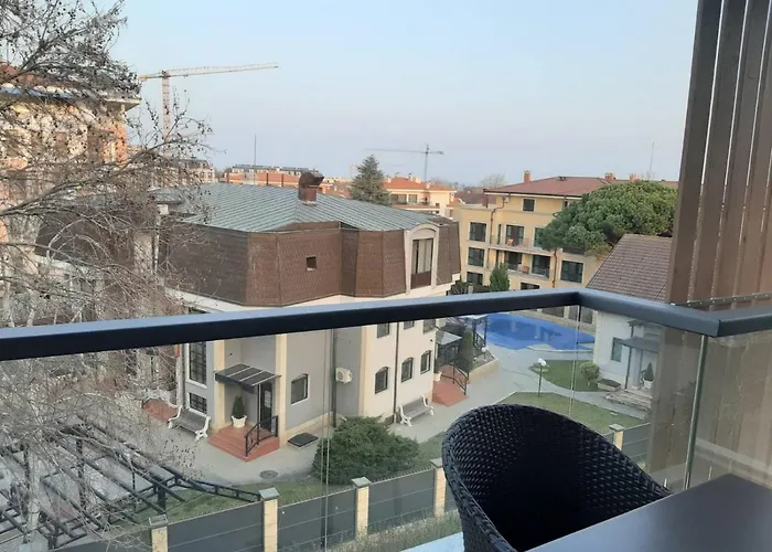 Deluxe 2 * Sankt Konstantin & Helena